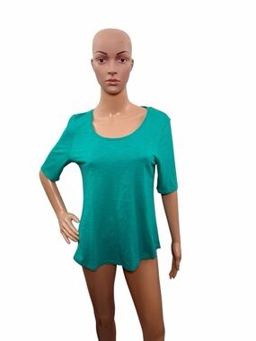 Chicos Women’s Size S (0) Short Sleeve Scoop Neck The Ultimate Tee Solid Green